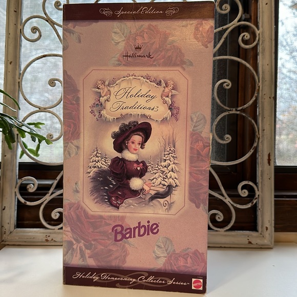 Vintage 1996 Barbie Special Edition Hallmark Holiday Traditions in Damaged Box - Picture 9 of 12